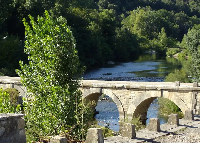 Lou Mazet Nyaraló Saint-Privat-de-Champclos